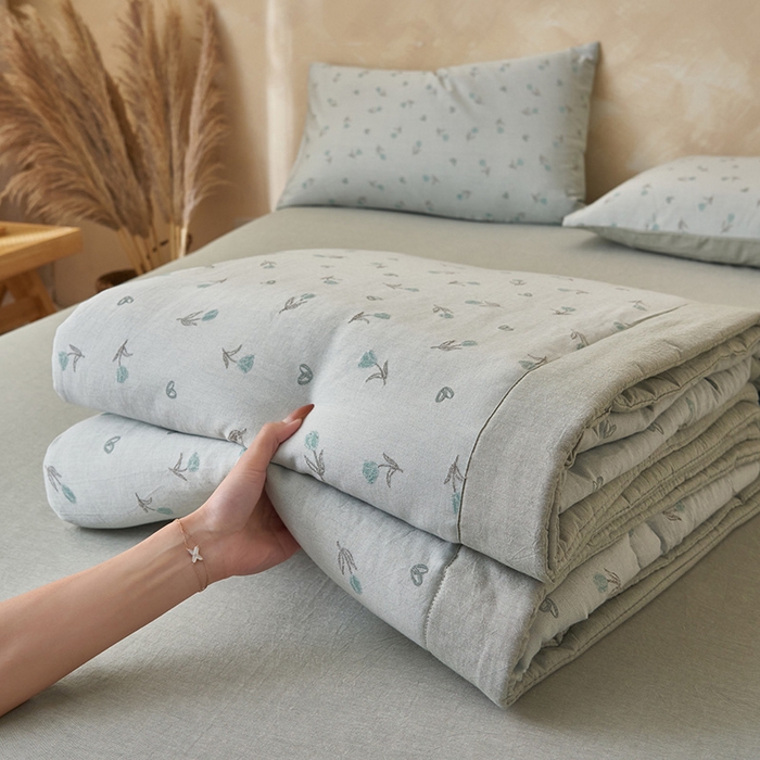 91家纺网 家纺一手货源 找家纺 简如 2026新款全棉60提花里外纯棉棉花夏凉被四件套 芬芳-绿灰