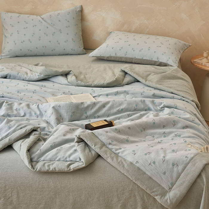 91家纺网 家纺一手货源 找家纺 简如 2026新款全棉60提花里外纯棉棉花夏凉被四件套 芬芳-绿灰
