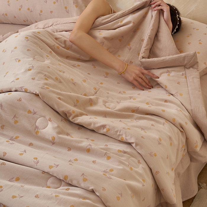 91家纺网 家纺一手货源 找家纺 简如 2026新款全棉60提花里外纯棉棉花夏凉被四件套 芬芳-紫黄