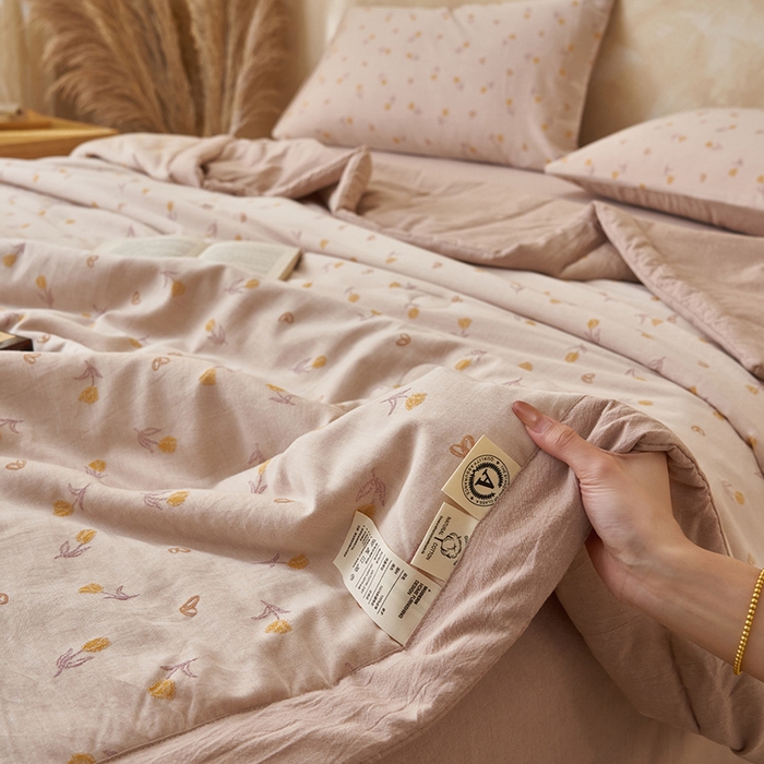 91家纺网 家纺一手货源 找家纺 简如 2026新款全棉60提花里外纯棉棉花夏凉被四件套 芬芳-紫黄