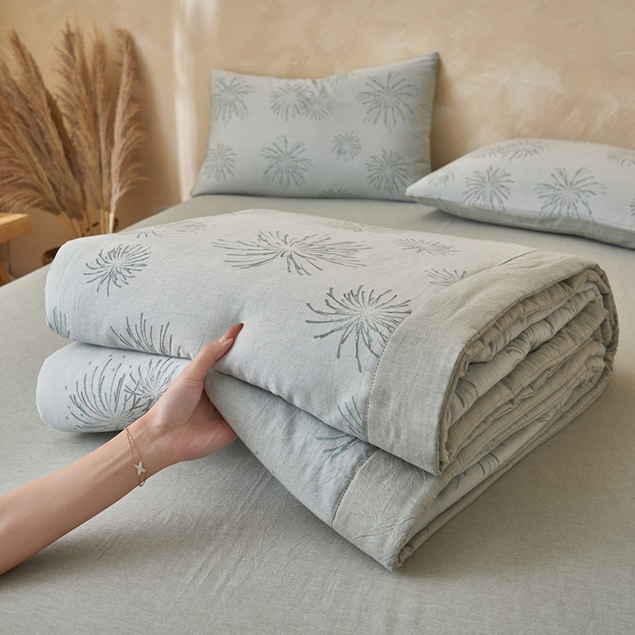 91家纺网 家纺一手货源 找家纺 简如 2026新款全棉60提花里外纯棉棉花夏凉被四件套 烟花灰绿