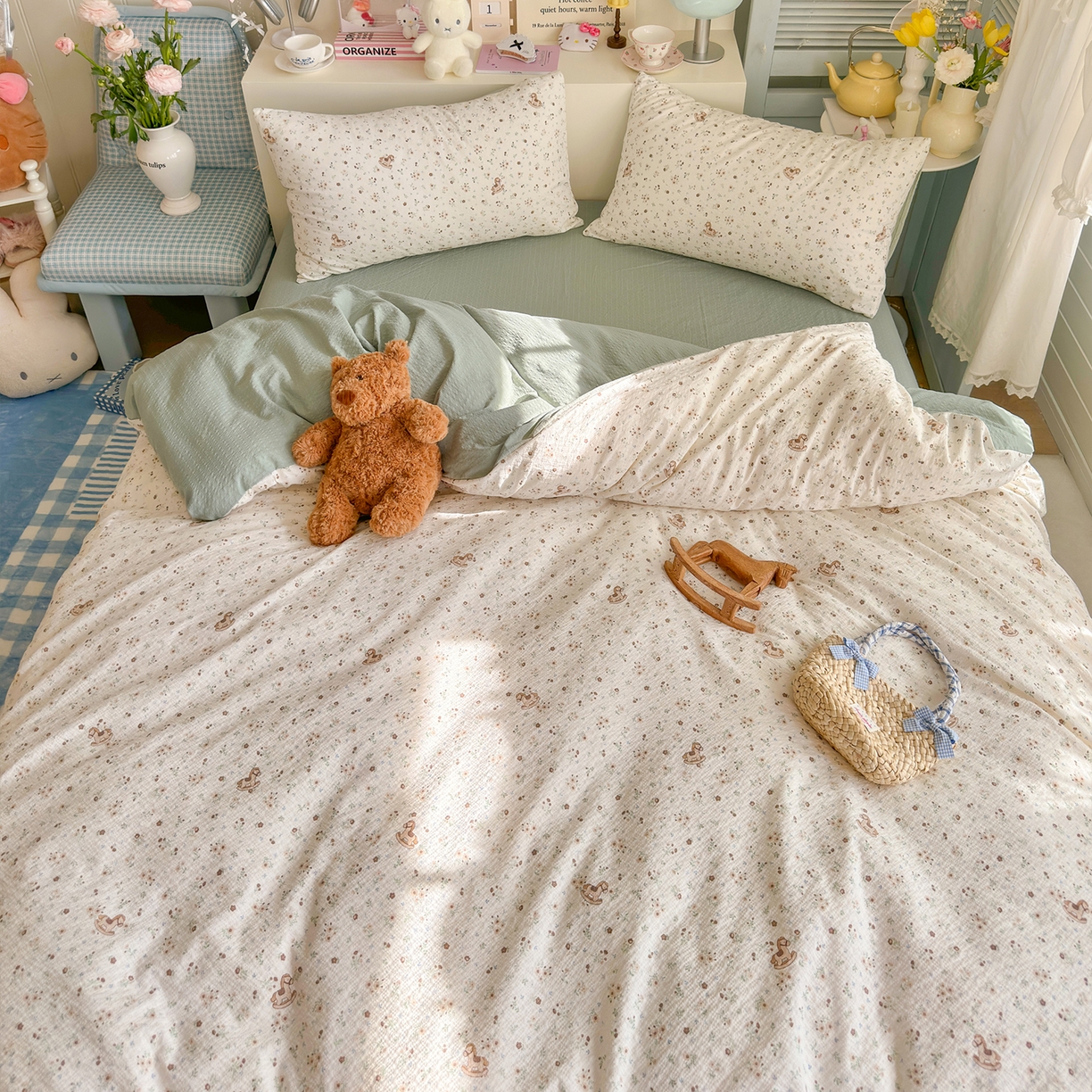 91家纺网 家纺一手货源 找家纺 铺尚美家纺 2026新款小清新110g高品质直播热卖款A类泡芙棉双层纱四件套 欢快的小马驹