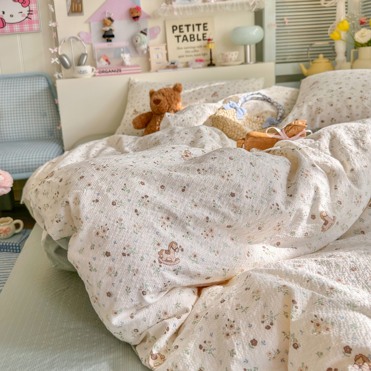 91家纺网 家纺一手货源 找家纺 铺尚美家纺 2026新款小清新110g高品质直播热卖款A类泡芙棉双层纱四件套 欢快的小马驹