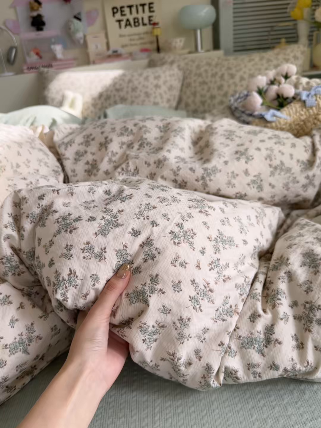 91家纺网 家纺一手货源 找家纺 铺尚美家纺 2026新款小清新110g高品质直播热卖款A类泡芙棉双层纱四件套 简夏