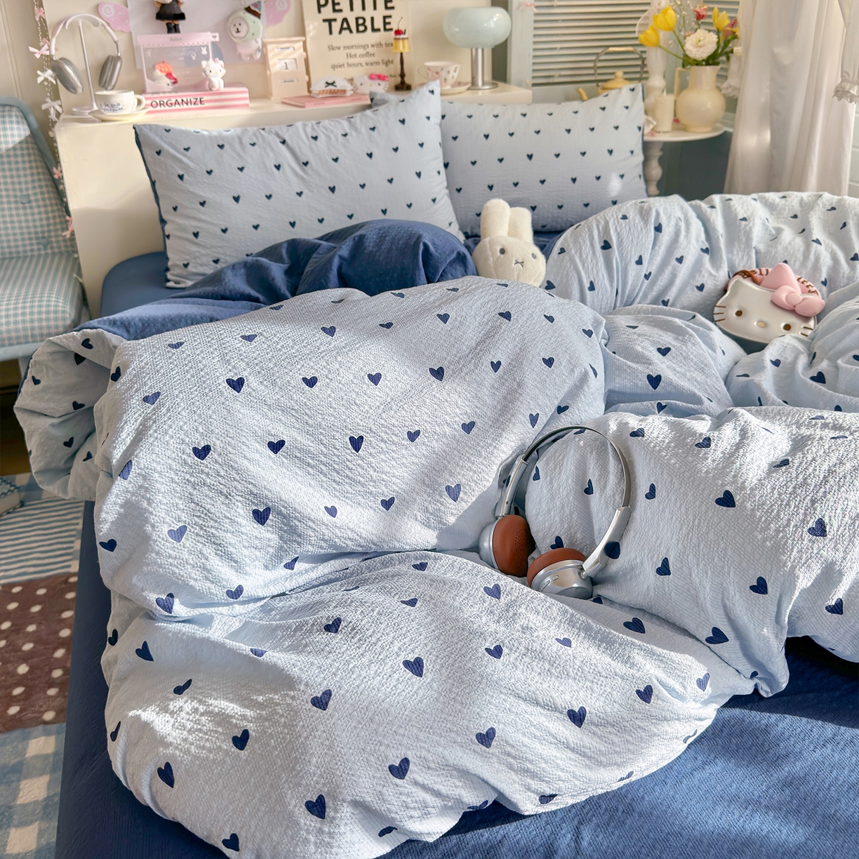 91家纺网 家纺一手货源 找家纺 铺尚美家纺 2026新款小清新110g高品质直播热卖款A类泡芙棉双层纱四件套 蓝调心心