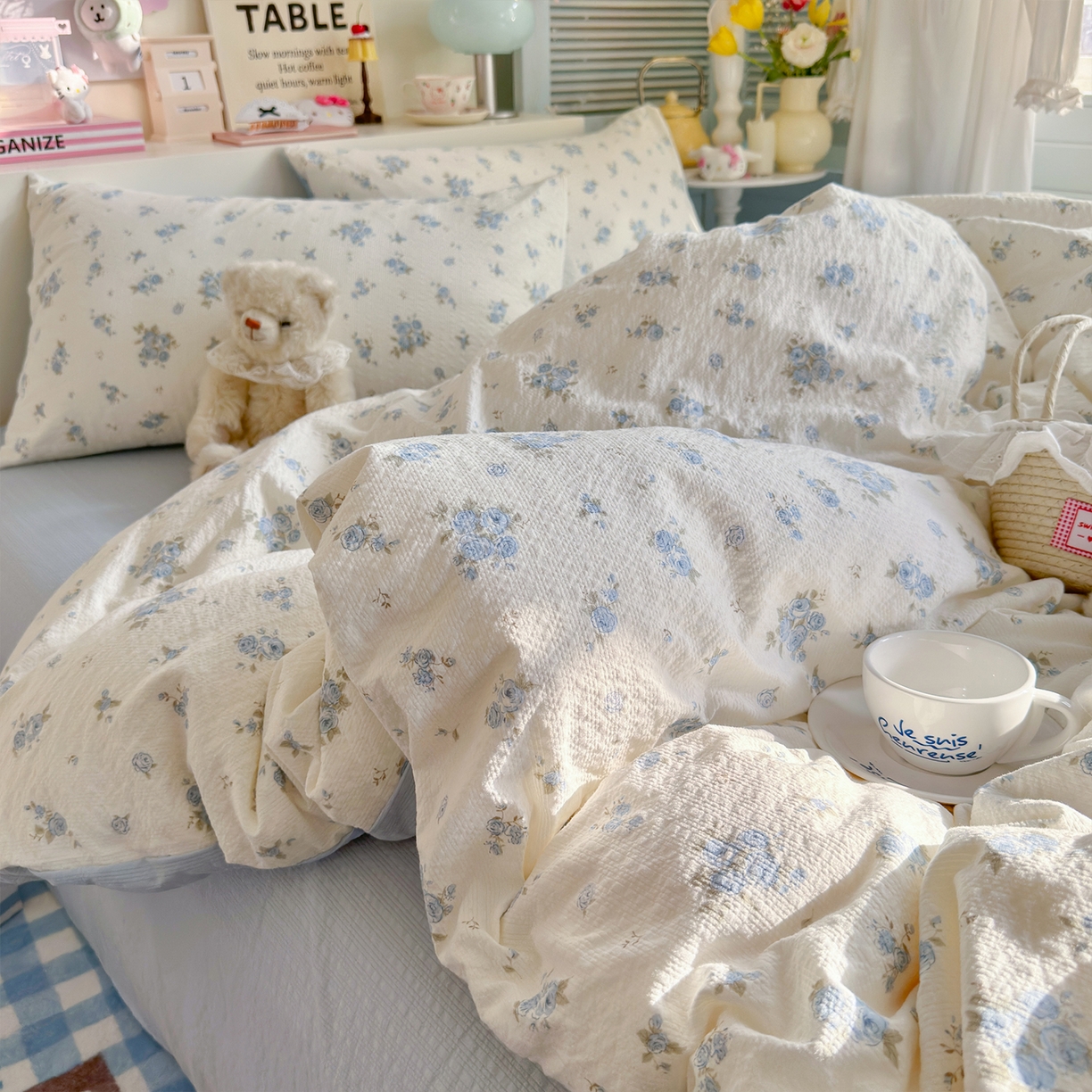 91家纺网 家纺一手货源 找家纺 铺尚美家纺 2026新款小清新110g高品质直播热卖款A类泡芙棉双层纱四件套 蓝萱