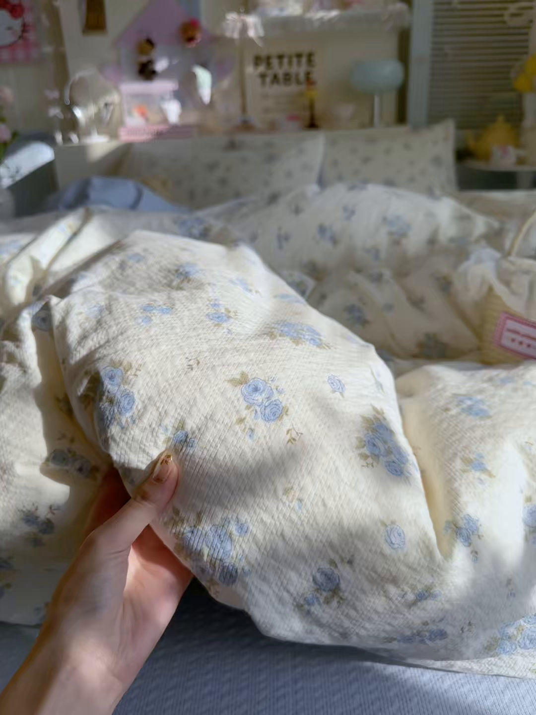 91家纺网 家纺一手货源 找家纺 铺尚美家纺 2026新款小清新110g高品质直播热卖款A类泡芙棉双层纱四件套 蓝萱