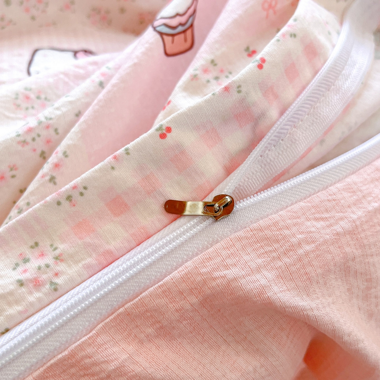 91家纺网 家纺一手货源 找家纺 川悦生活 【提供买家秀】2026新款云感双层纱木棉学生床笠套件 奶油糕糕喵