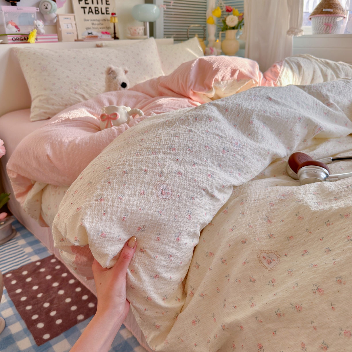 91家纺网 家纺一手货源 找家纺 铺尚美家纺 2026新款小清新110g高品质直播热卖款A类泡芙棉双层纱四件套 甜昔