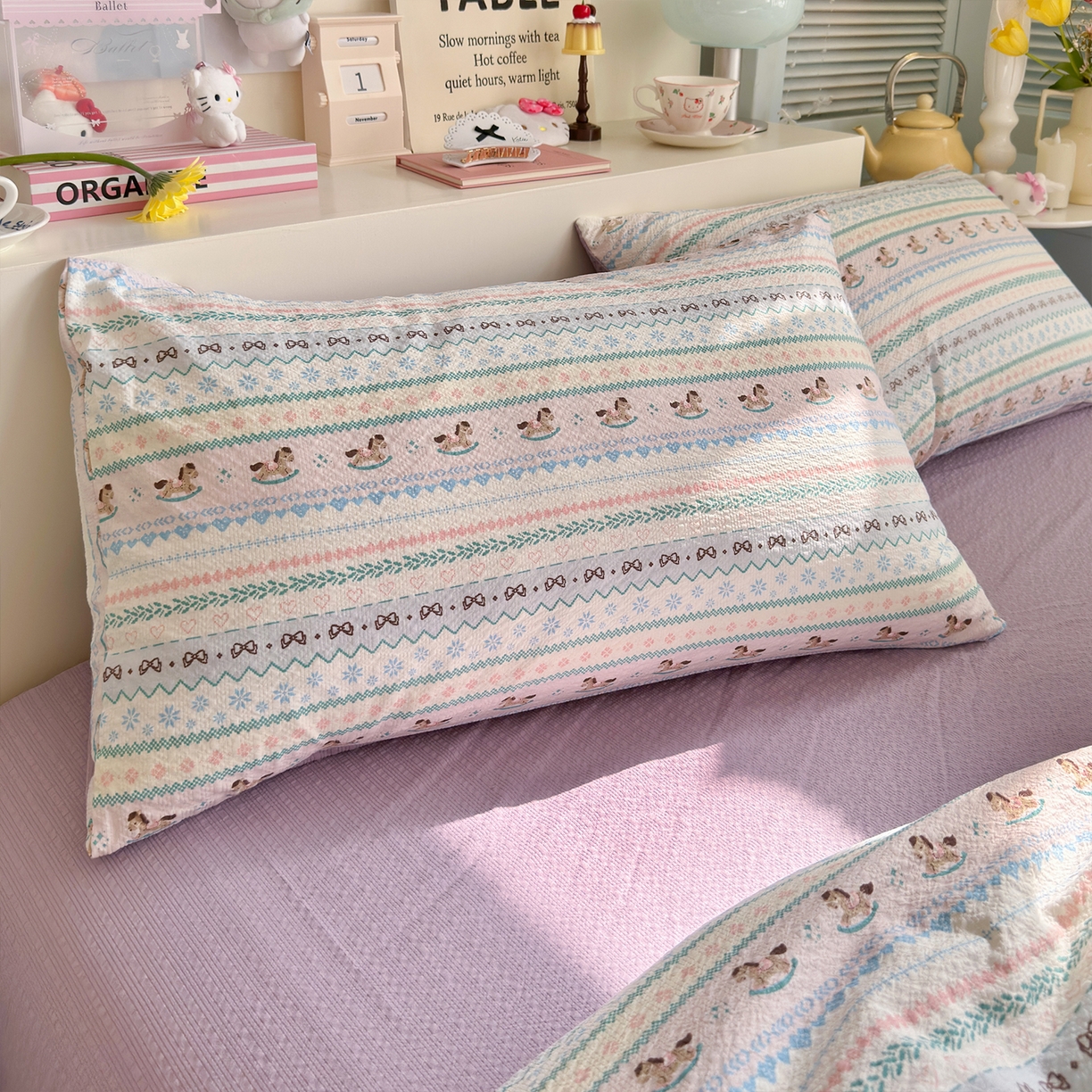 91家纺网 家纺一手货源 找家纺 铺尚美家纺 2026新款小清新110g高品质直播热卖款A类泡芙棉双层纱四件套 童年木马