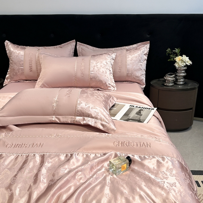 91家纺网 家纺一手货源 找家纺 金牛座家纺 2026新款水洗丝柔提花夏被空调被四件套 忆夏-浅豆沙