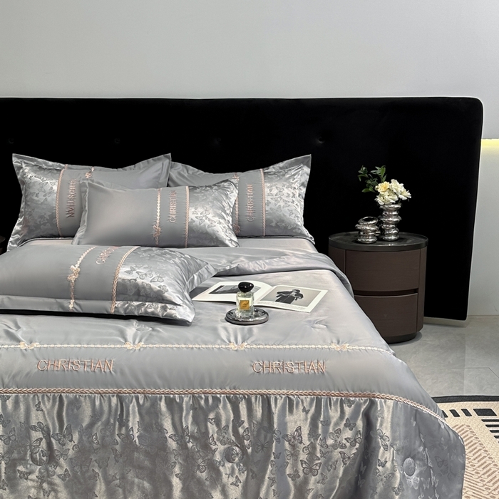 91家纺网 家纺一手货源 找家纺 金牛座家纺 2026新款水洗丝柔提花夏被空调被四件套 忆夏-高级灰
