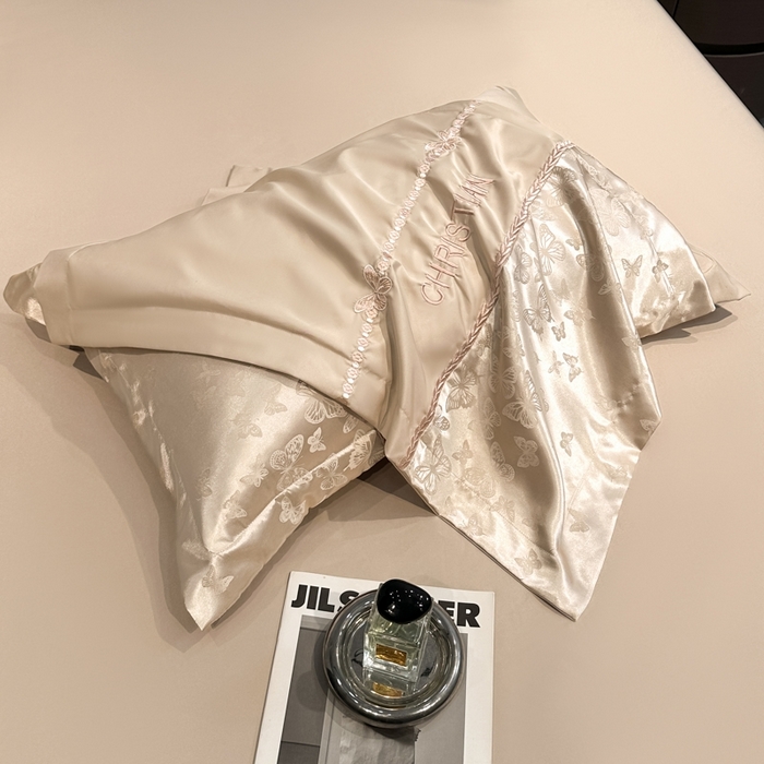 91家纺网 家纺一手货源 找家纺 金牛座家纺 2026新款水洗丝柔提花夏被空调被四件套 忆夏-香槟