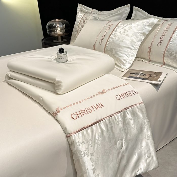 91家纺网 家纺一手货源 找家纺 金牛座家纺 2026新款水洗丝柔提花夏被空调被四件套 忆夏-奶白