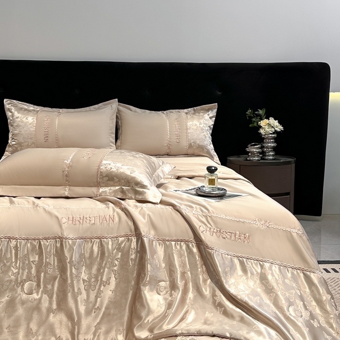 91家纺网 家纺一手货源 找家纺 金牛座家纺 2026新款水洗丝柔提花夏被空调被四件套 忆夏-香槟