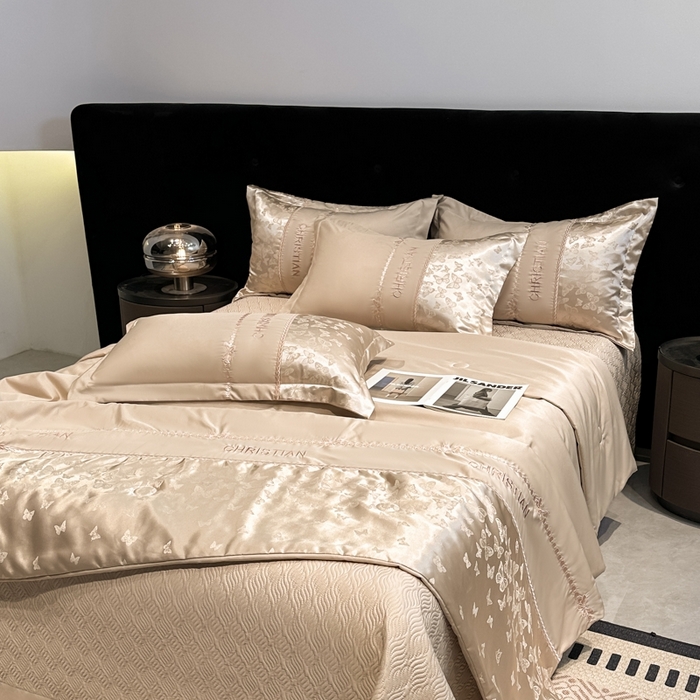 91家纺网 家纺一手货源 找家纺 金牛座家纺 2026新款水洗丝柔提花夏被空调被四件套 忆夏-香槟