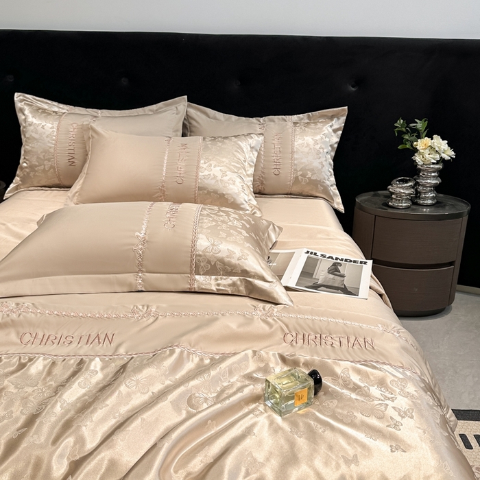 91家纺网 家纺一手货源 找家纺 金牛座家纺 2026新款水洗丝柔提花夏被空调被四件套 忆夏-香槟