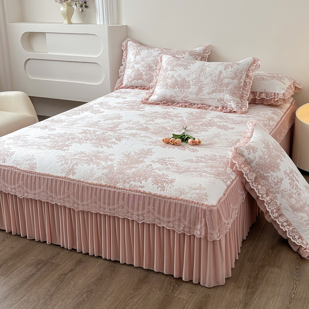 91家纺网 家纺一手货源 找家纺 （总）金艾草 2026春夏新款PE凉感床裙款凉席席子空调软席