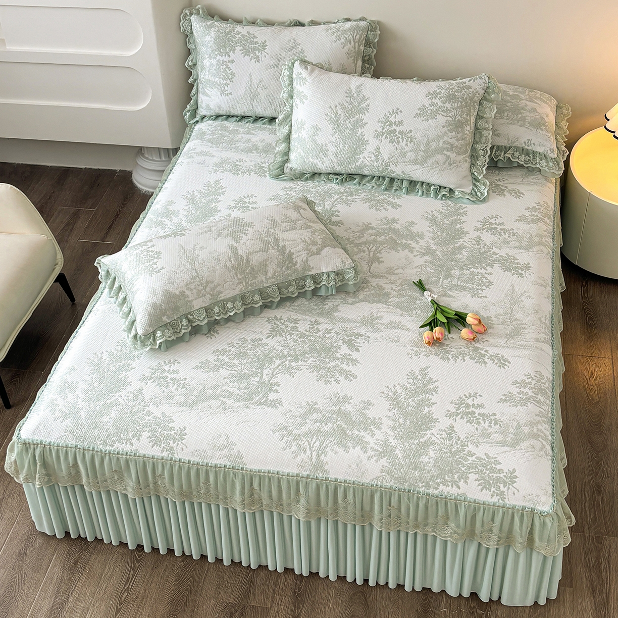 91家纺网 家纺一手货源 找家纺 金艾草 2026春夏新款PE凉感床裙款凉席席子空调软席 清新-绿色