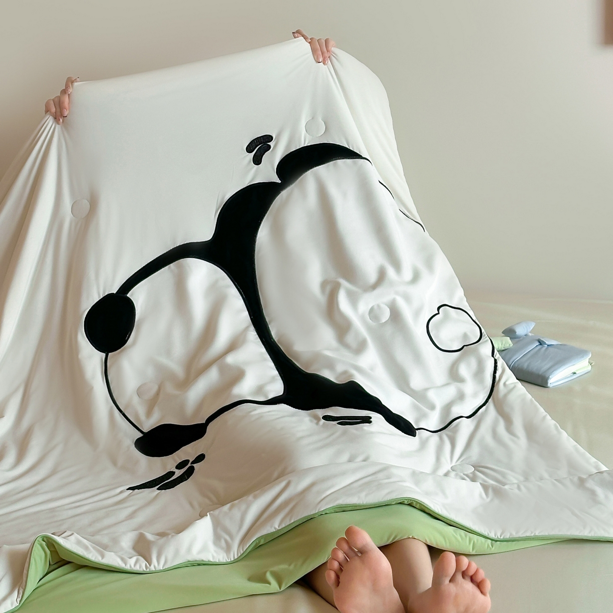 91家纺网 家纺一手货源 找家纺 （总）佳汐蓝家纺 2026新款大版贴布绣花霜呼吸-凉感被夏被夏凉被空调被