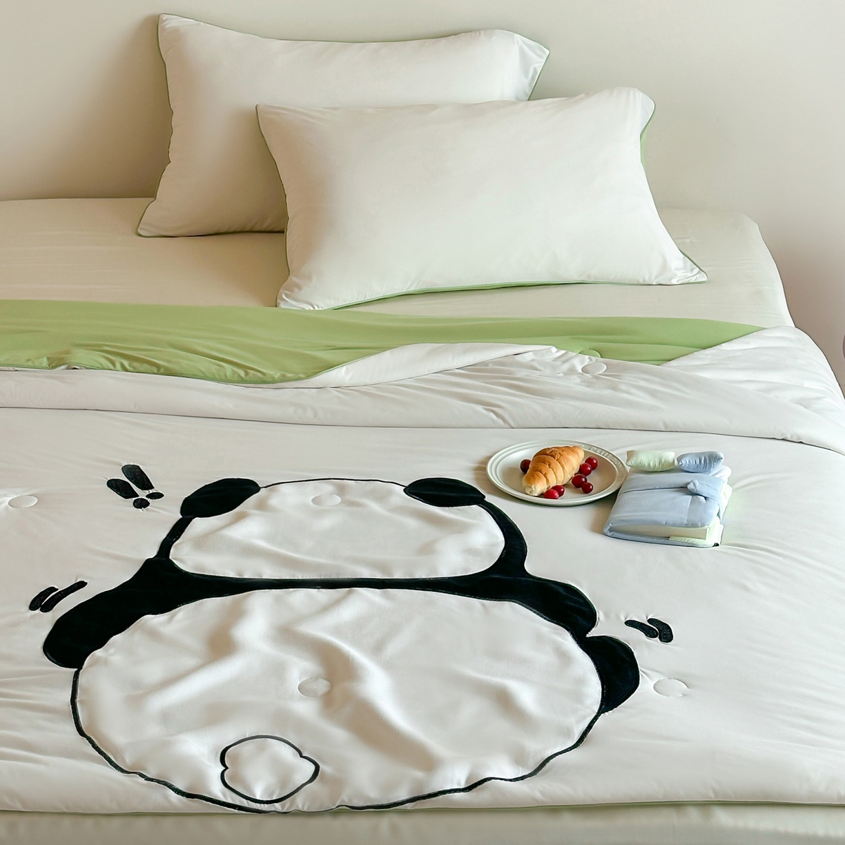 91家纺网 家纺一手货源 找家纺 （总）佳汐蓝家纺 2026新款大版贴布绣花霜呼吸-凉感被夏被夏凉被空调被