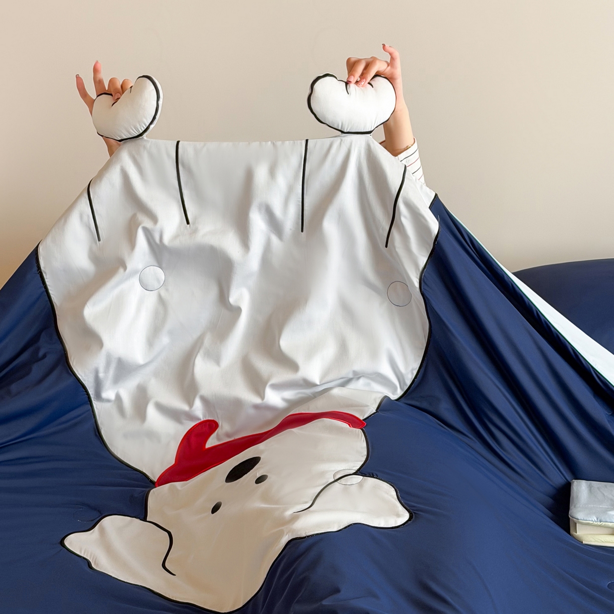 91家纺网 家纺一手货源 找家纺 佳汐蓝家纺 2026新款大版贴布绣花霜呼吸-凉感被夏被夏凉被空调被 围巾小狗