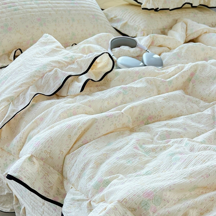 91家纺网 家纺一手货源 找家纺 蝶帕家纺 2026新款云感双层纱床盖款夏被夏凉被空调被四件套 朝花夕拾