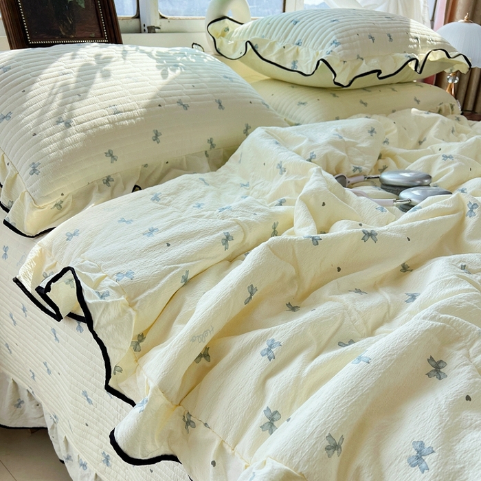 91家纺网 家纺一手货源 找家纺 蝶帕家纺 2026新款云感双层纱床盖款夏被夏凉被空调被四件套 简兮兰