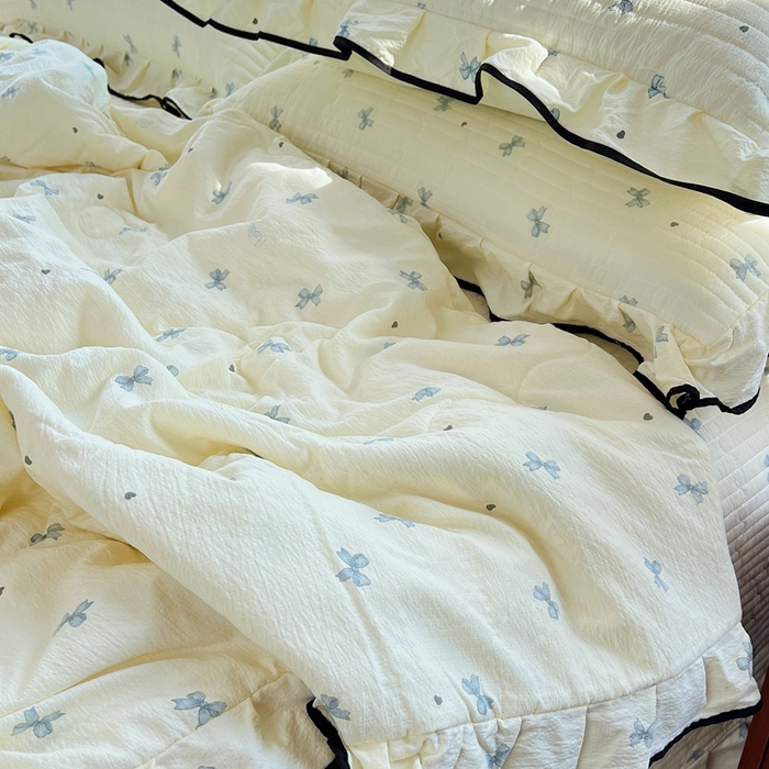 91家纺网 家纺一手货源 找家纺 蝶帕家纺 2026新款云感双层纱床盖款夏被夏凉被空调被四件套 简兮兰