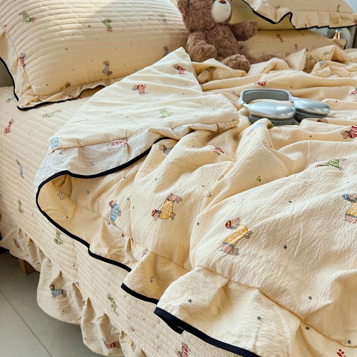 91家纺网 家纺一手货源 找家纺 蝶帕家纺 2026新款云感双层纱床盖款夏被夏凉被空调被四件套 腊肠狗