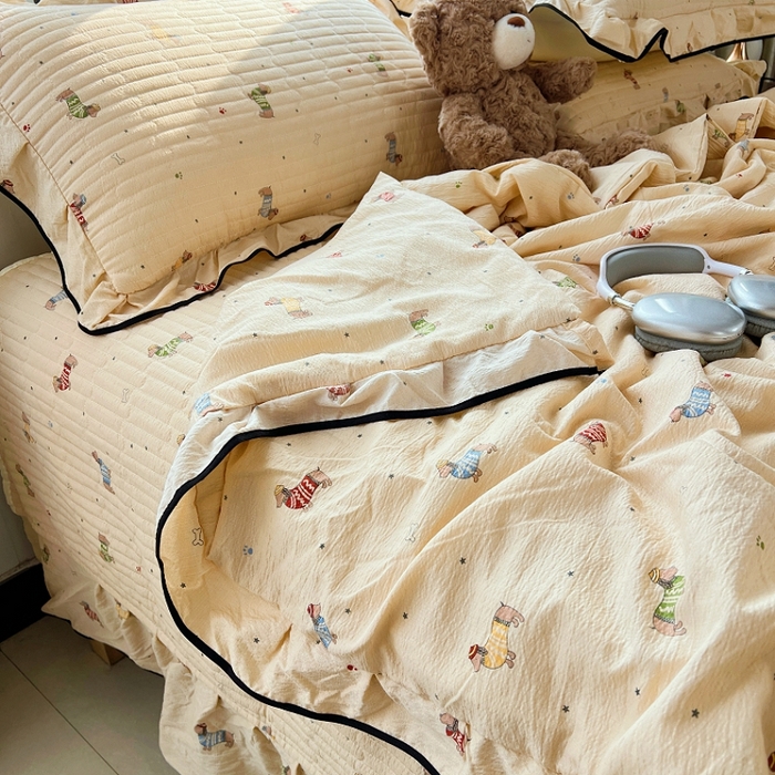 91家纺网 家纺一手货源 找家纺 蝶帕家纺 2026新款云感双层纱床盖款夏被夏凉被空调被四件套 腊肠狗