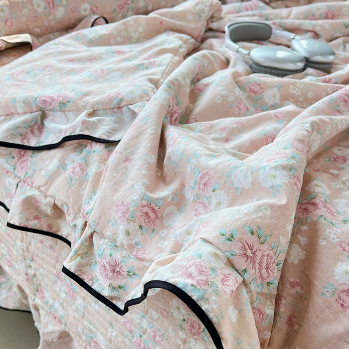 91家纺网 家纺一手货源 找家纺 蝶帕家纺 2026新款云感双层纱床盖款夏被夏凉被空调被四件套 梦露