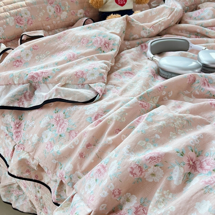 91家纺网 家纺一手货源 找家纺 蝶帕家纺 2026新款云感双层纱床盖款夏被夏凉被空调被四件套 梦露