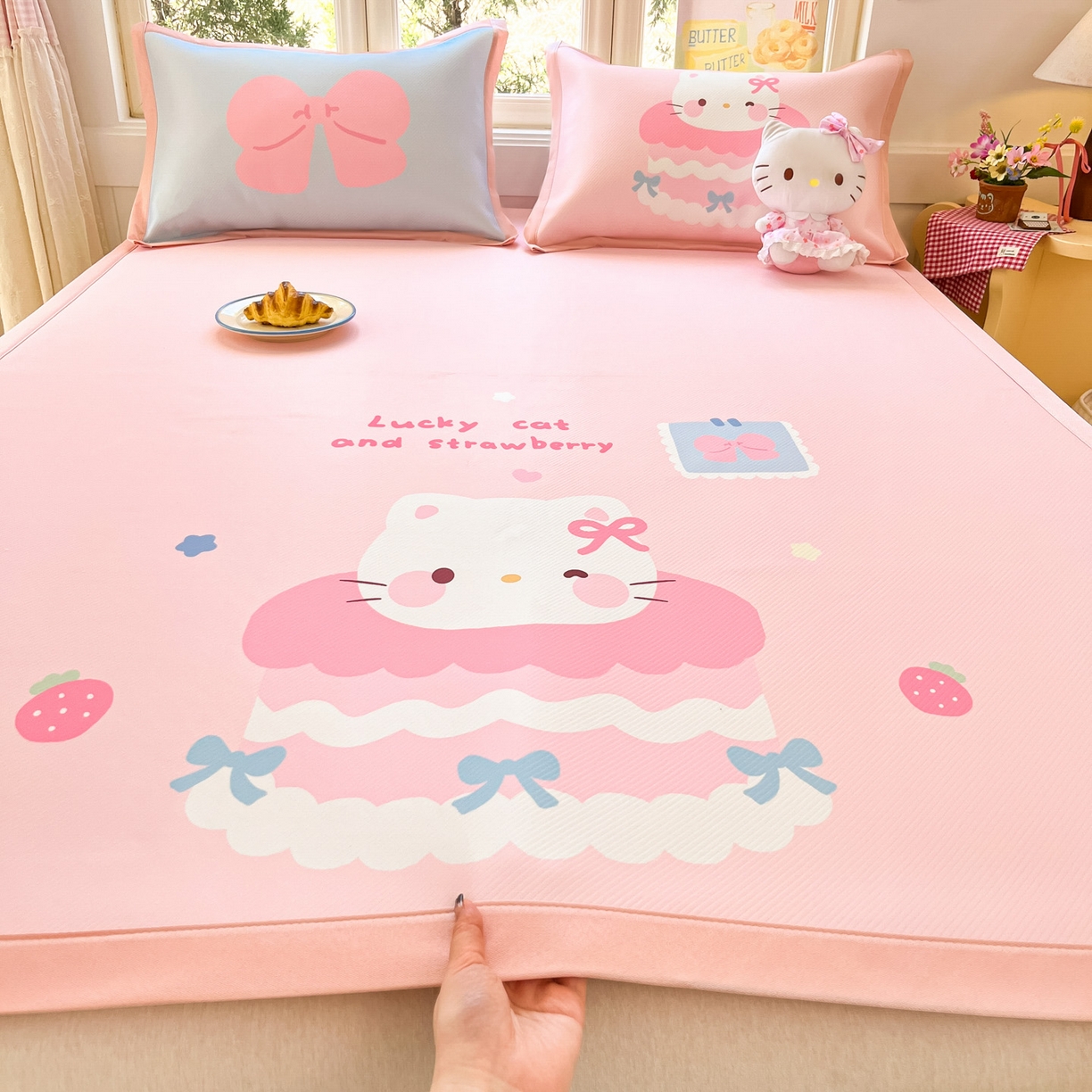 91家纺网 家纺一手货源 找家纺 川悦生活 【提供买家秀】2026新款凉豆豆冰丝大阪卡通凉席 米昔小喵