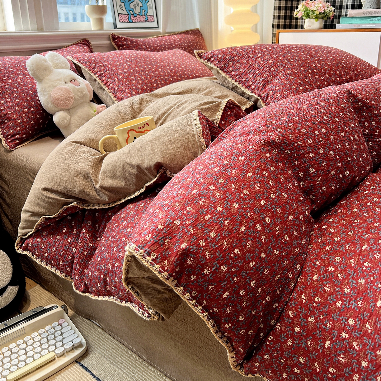 91家纺网 家纺一手货源 找家纺 （总）顾里家纺 2026新款春日碎花贝壳针泡芙棉四件套