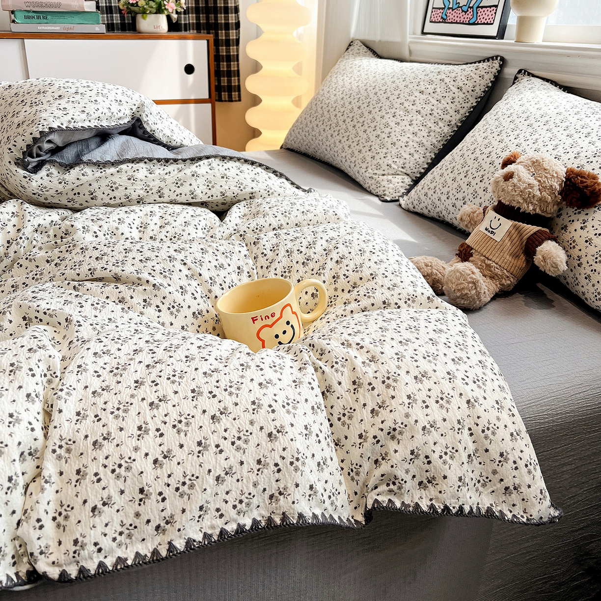 91家纺网 家纺一手货源 找家纺 顾里家纺 2026新款春日碎花贝壳针泡芙棉四件套 赫本花园