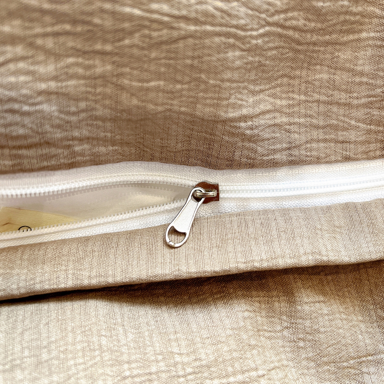 91家纺网 家纺一手货源 找家纺 顾里家纺 2026新款春日碎花贝壳针泡芙棉四件套 雾岛梅子