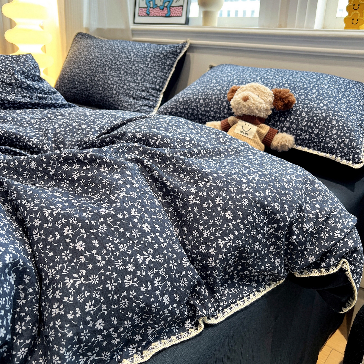 91家纺网 家纺一手货源 找家纺 顾里家纺 2026新款春日碎花贝壳针泡芙棉四件套 半勺春序