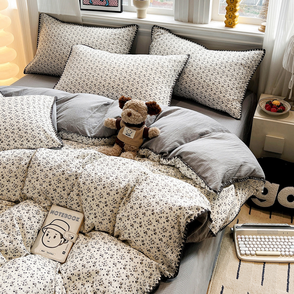 91家纺网 家纺一手货源 找家纺 顾里家纺 2026新款春日碎花贝壳针泡芙棉四件套 赫本花园