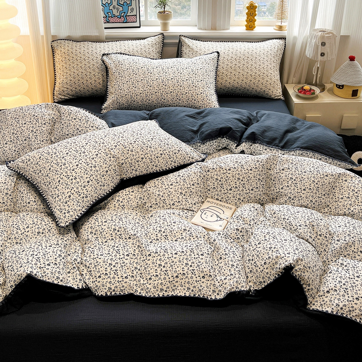 91家纺网 家纺一手货源 找家纺 顾里家纺 2026新款春日碎花贝壳针泡芙棉四件套 染夏清梦