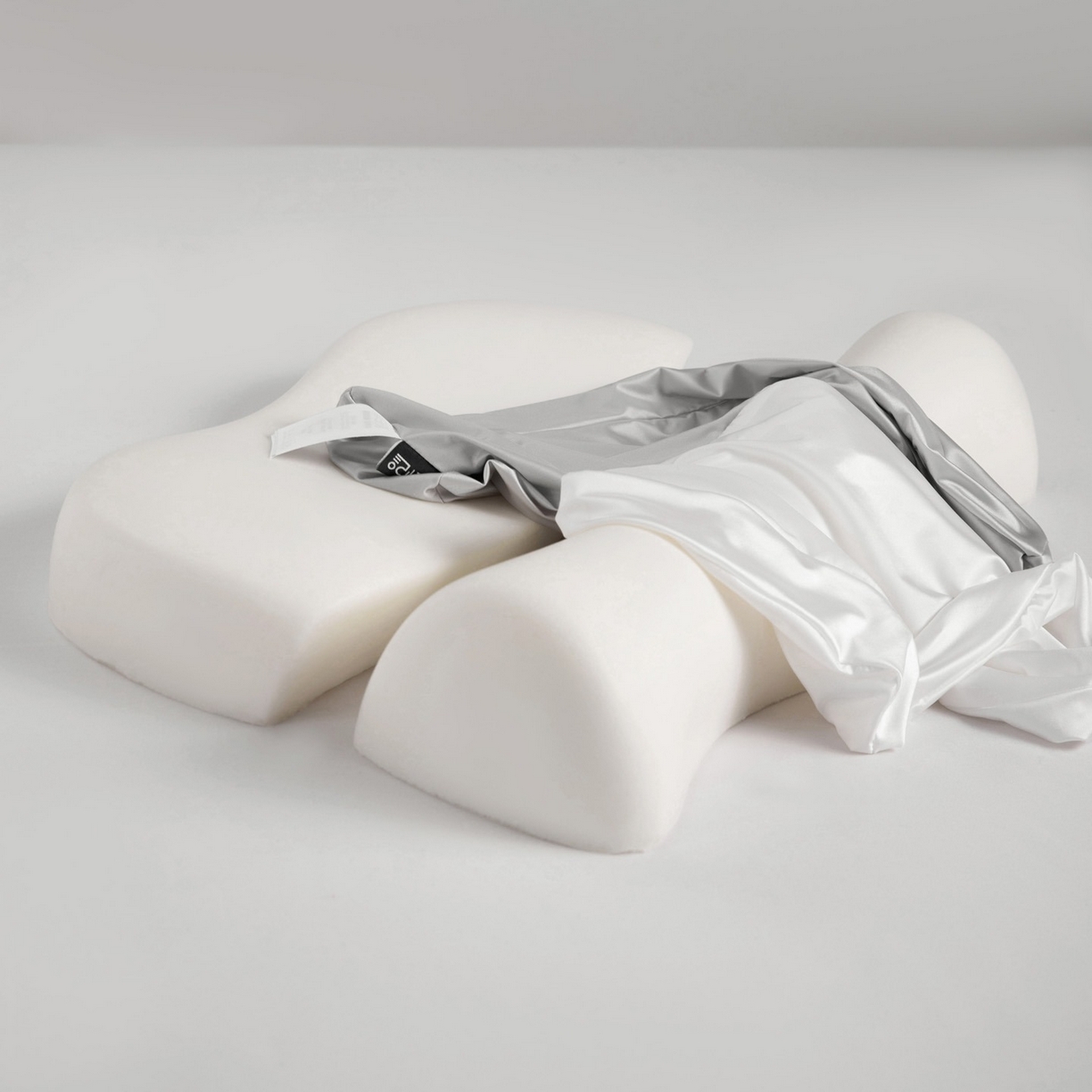 91家纺网 家纺一手货源 找家纺 初铭记忆枕 2026新款凉感牵引枕记忆枕枕头枕芯 灰色