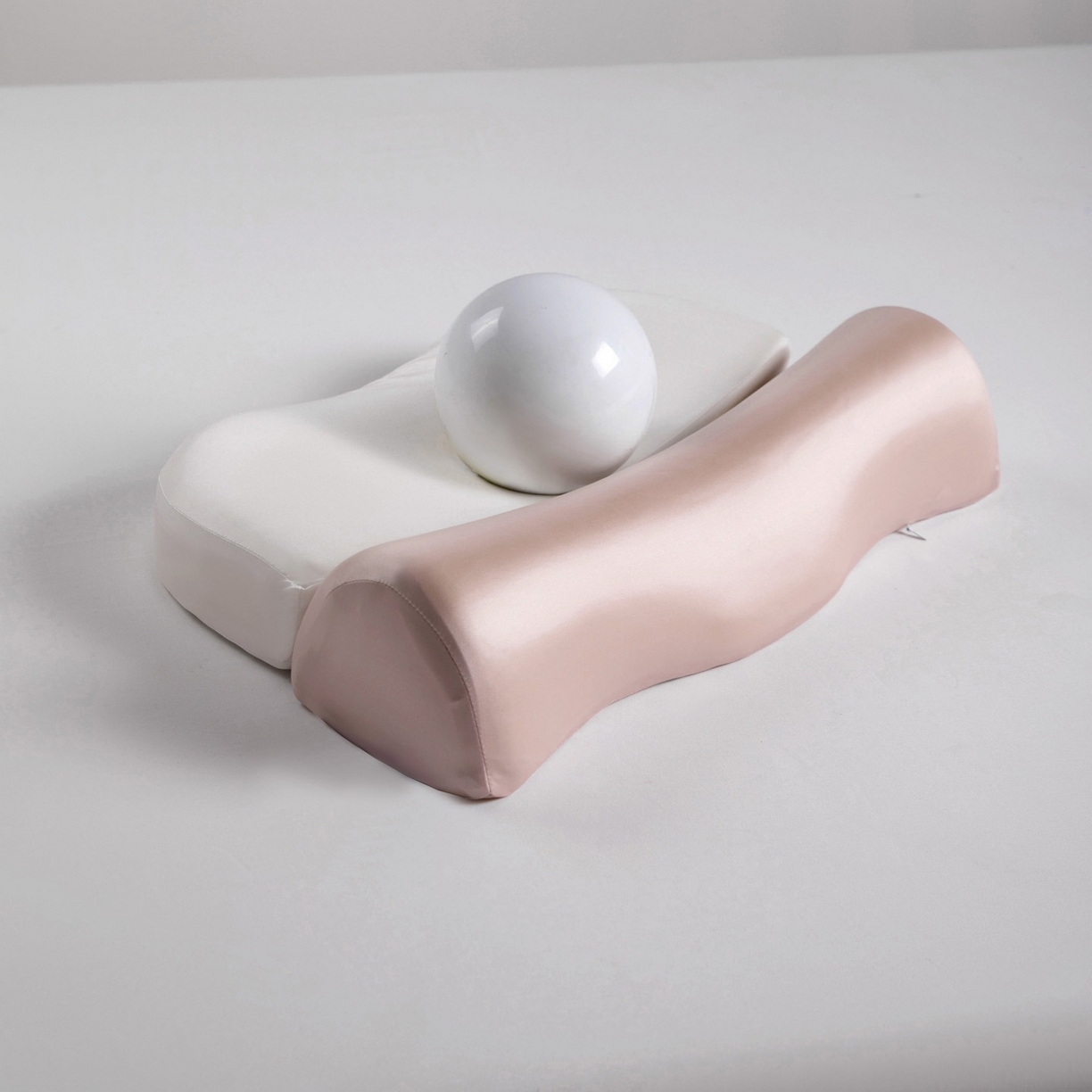 91家纺网 家纺一手货源 找家纺 初铭记忆枕 2026新款凉感牵引枕记忆枕枕头枕芯 粉色