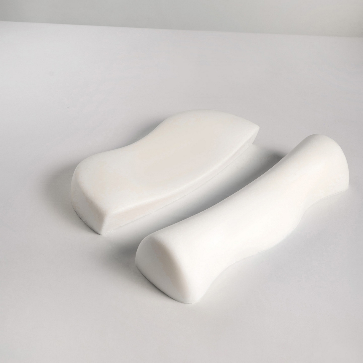 91家纺网 家纺一手货源 找家纺 初铭记忆枕 2026新款凉感牵引枕记忆枕枕头枕芯 灰色