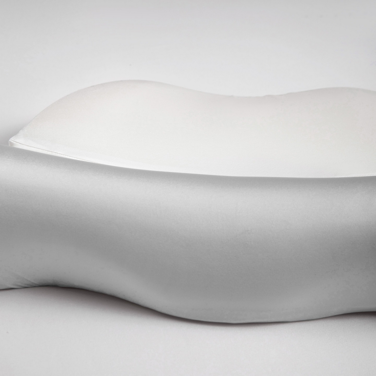 91家纺网 家纺一手货源 找家纺 初铭记忆枕 2026新款凉感牵引枕记忆枕枕头枕芯 灰色