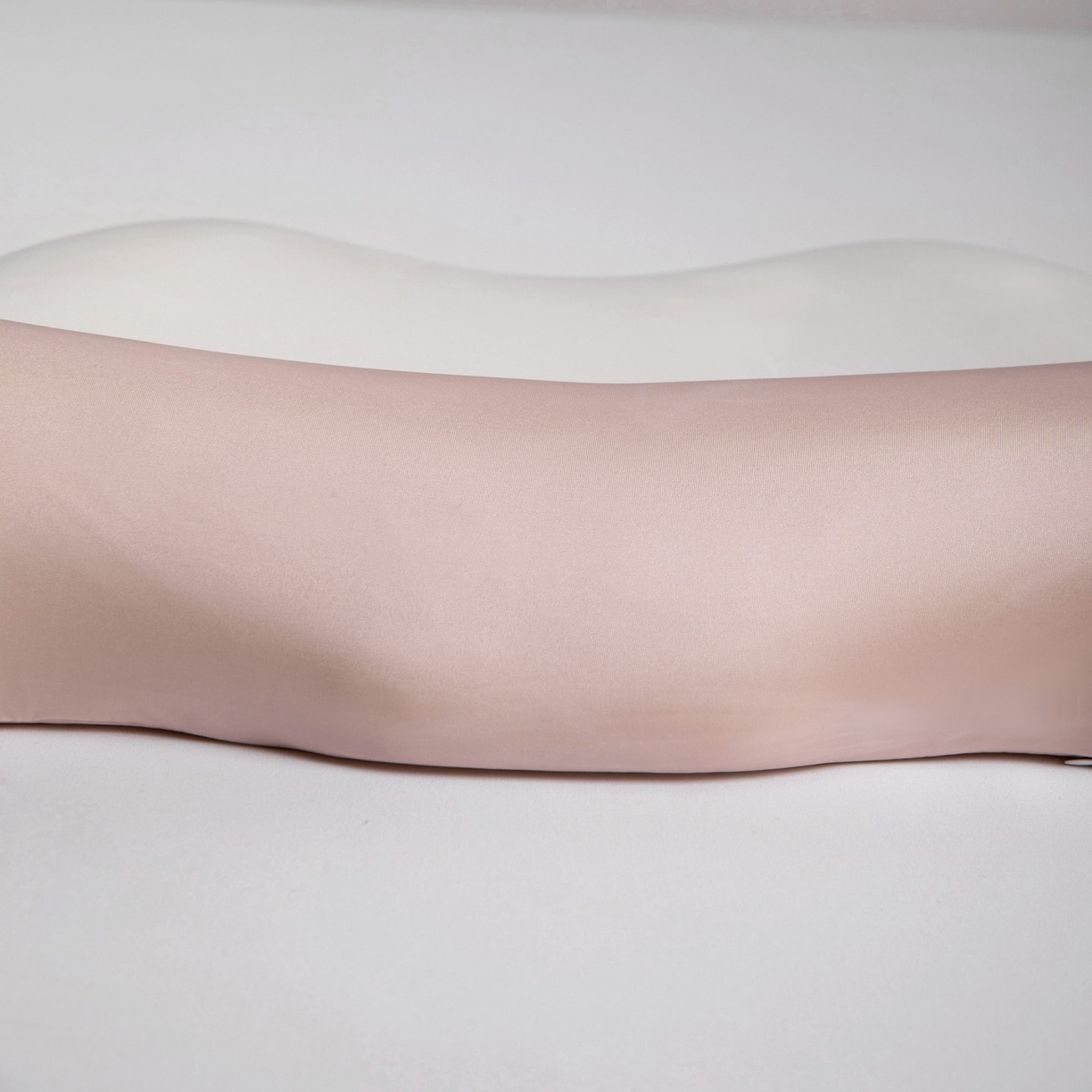 91家纺网 家纺一手货源 找家纺 初铭记忆枕 2026新款凉感牵引枕记忆枕枕头枕芯 粉色