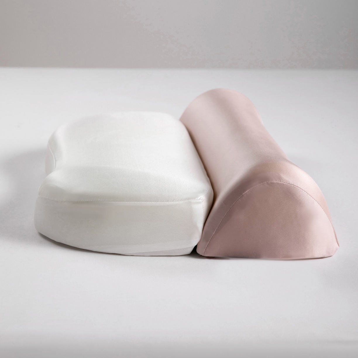 91家纺网 家纺一手货源 找家纺 初铭记忆枕 2026新款凉感牵引枕记忆枕枕头枕芯 粉色