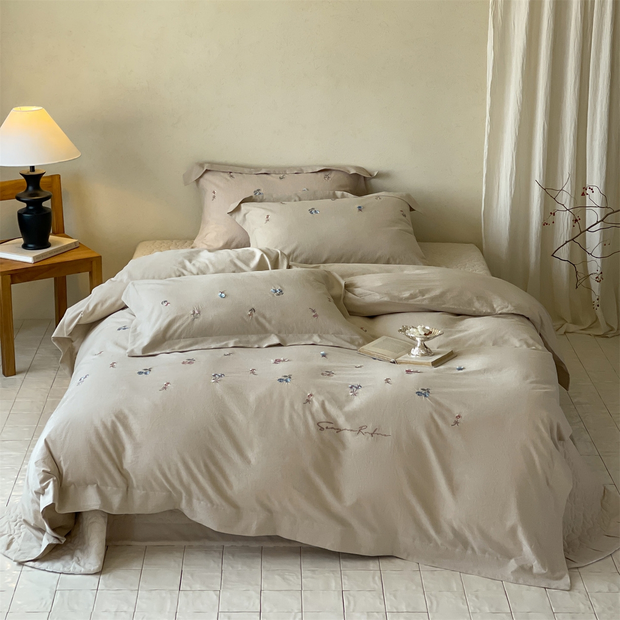 91家纺网 家纺一手货源 找家纺 名品优仓 2026春夏新款棉麻刺绣四件套-摩尔庄园 摩尔庄园一咖