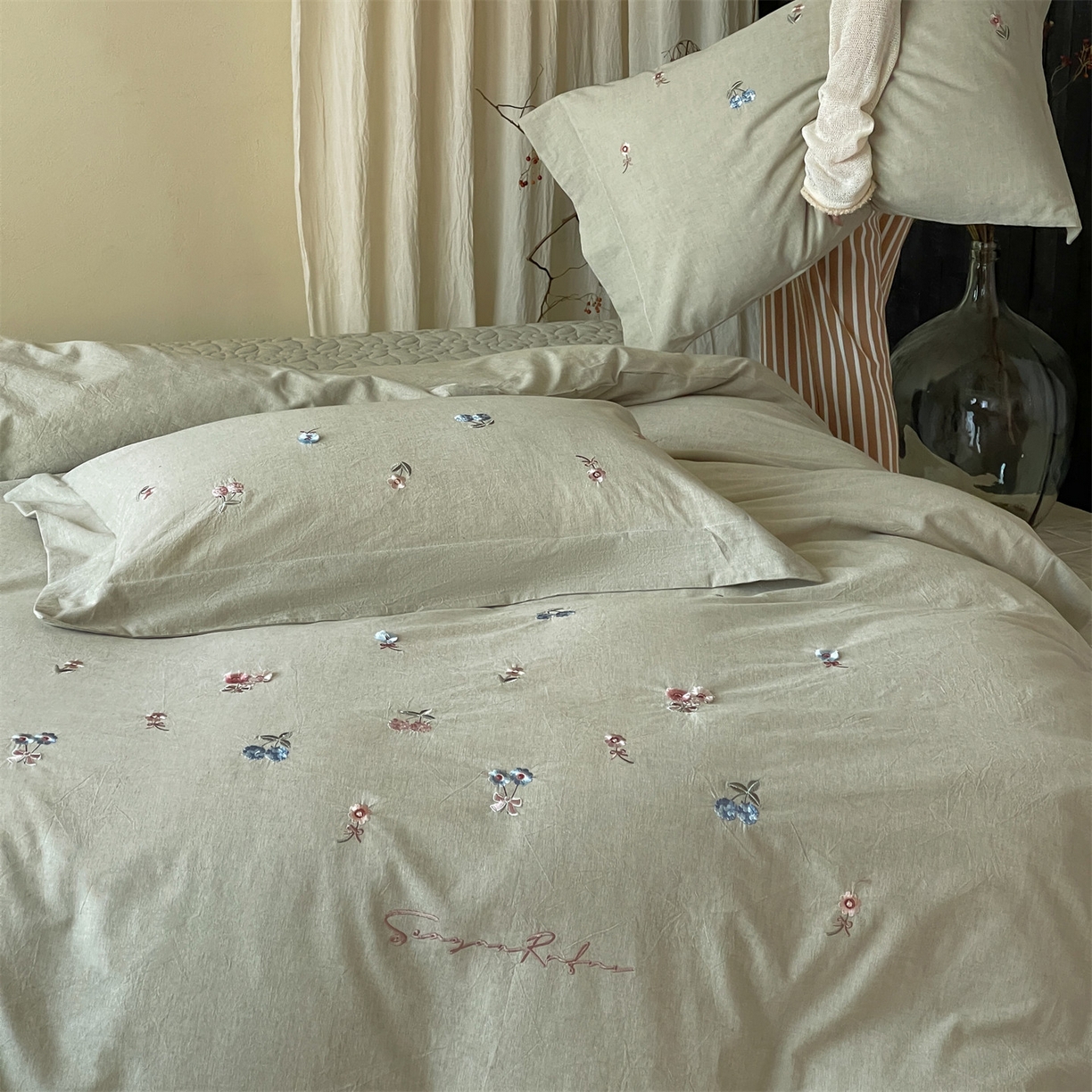 91家纺网 家纺一手货源 找家纺 名品优仓 2026春夏新款棉麻刺绣四件套-摩尔庄园 摩尔庄园一绿