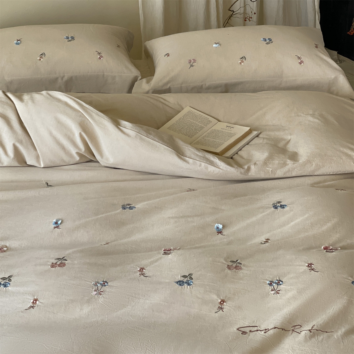 91家纺网 家纺一手货源 找家纺 名品优仓 2026春夏新款棉麻刺绣四件套-摩尔庄园 摩尔庄园一咖