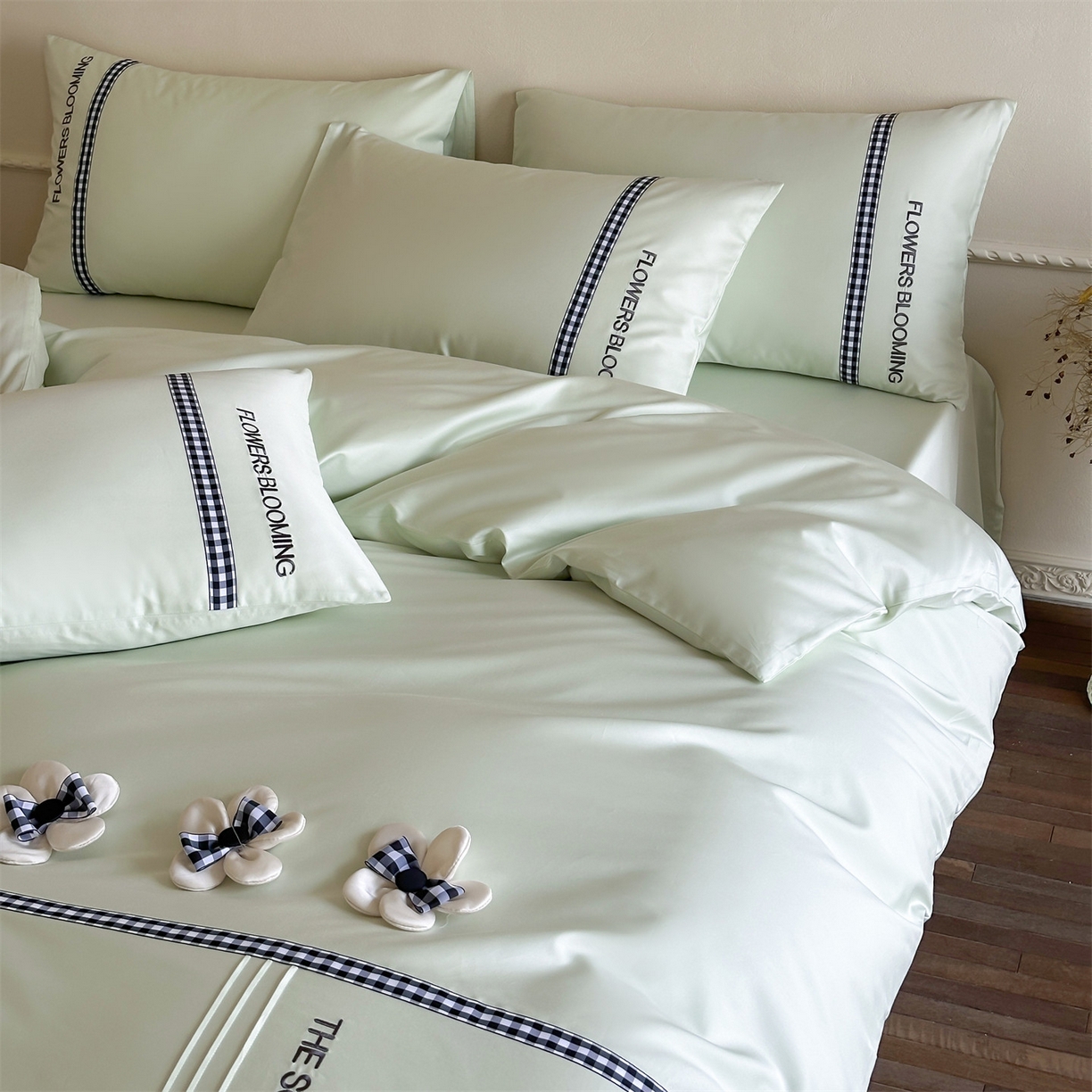 91家纺网 家纺一手货源 找家纺 名品优仓 2026春夏新款新疆长绒棉纯棉刺绣四件套-魅朵 魅朵一清新绿